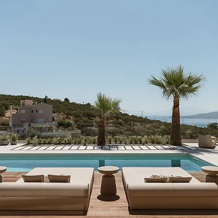 Villa Niolos I *
