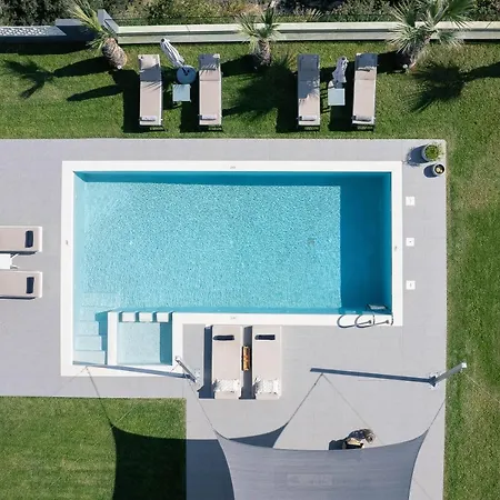 Villa Niolos I