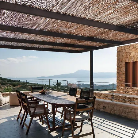 Niolos I Villa *